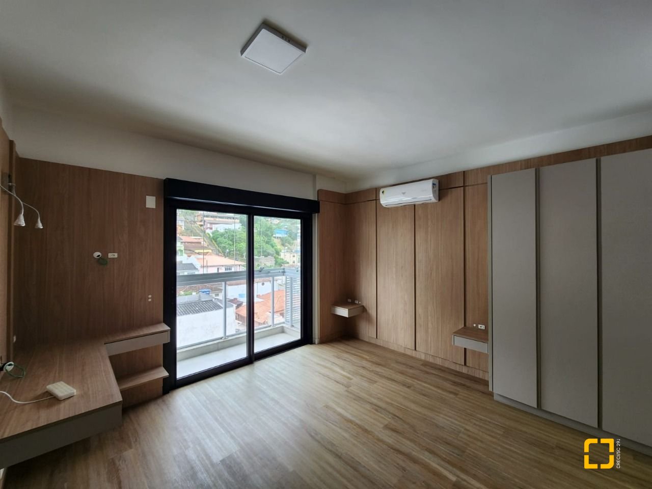 Studio com 39m², 1 quarto, 1 garagem, no bairro Centro em Florianópolis