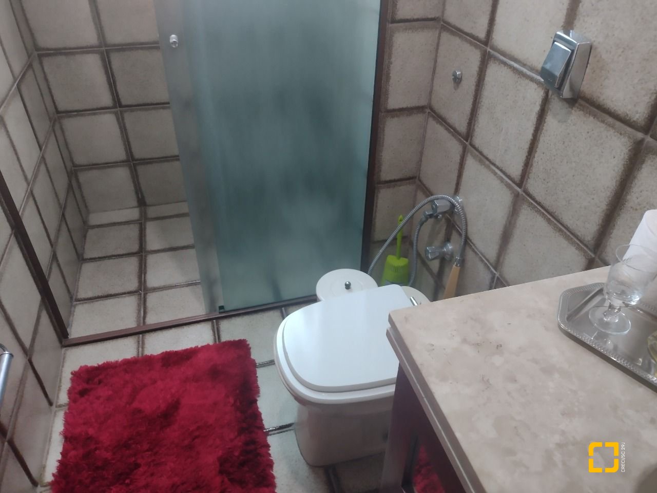 Apartamento com 140m², 5 quartos (sendo 2 suítes), 2 garagens, no bairro Centro em Florianópolis