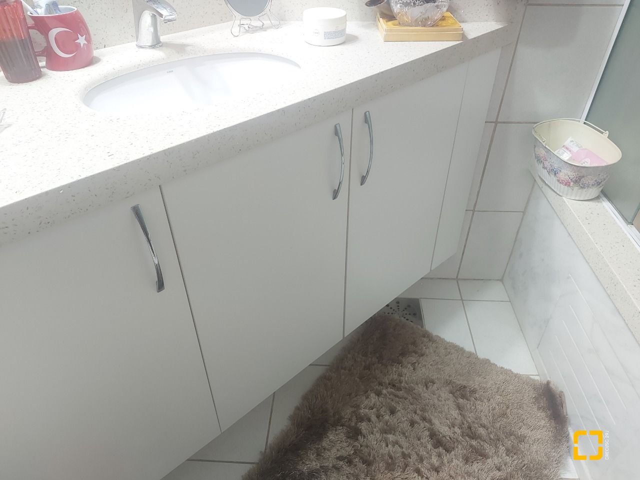 Apartamento com 140m², 5 quartos (sendo 2 suítes), 2 garagens, no bairro Centro em Florianópolis
