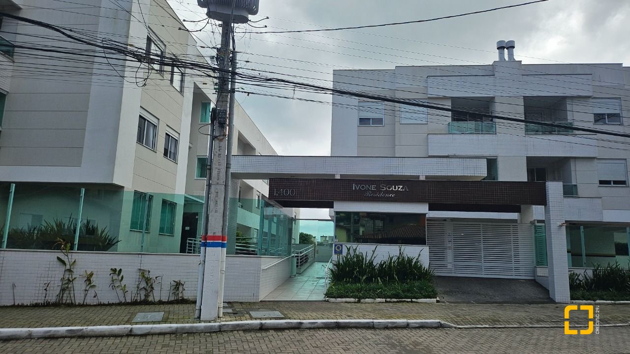 Apartamento com 71m², 4 quartos (sendo 1 suíte), 1 garagem, no bairro Canasvieiras em Florianópolis
