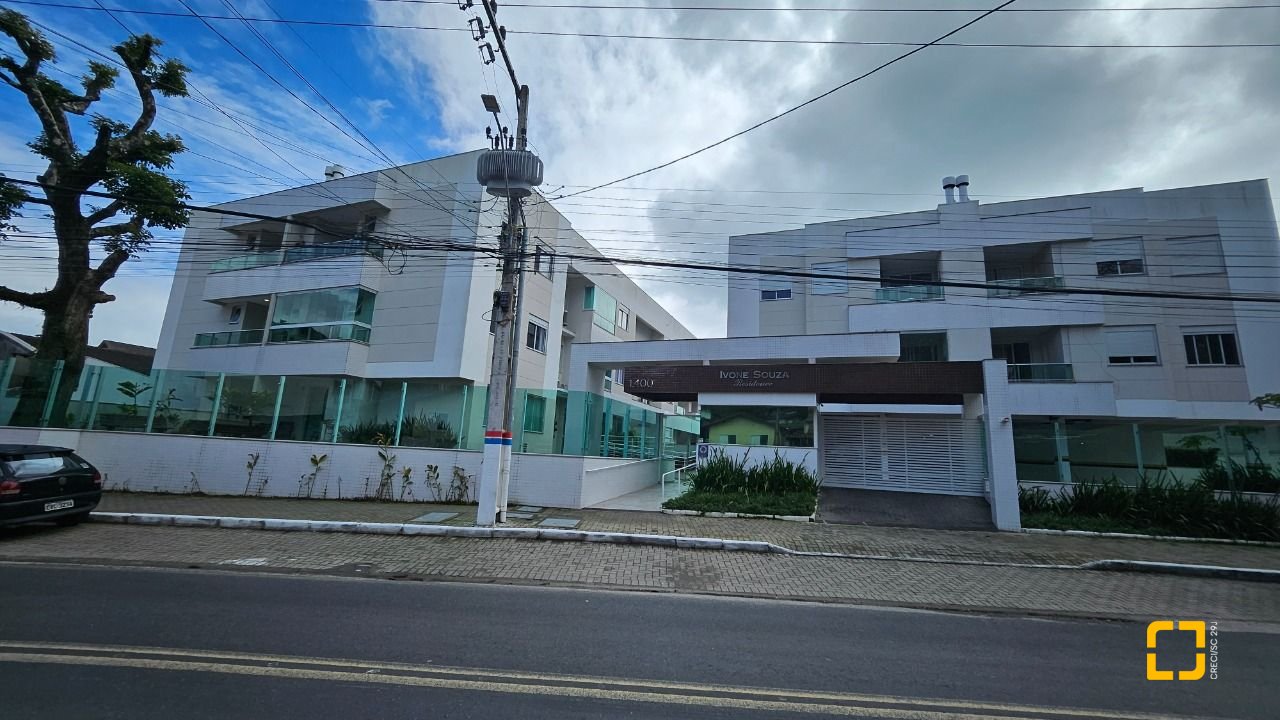 Apartamento com 71m², 4 quartos (sendo 1 suíte), 1 garagem, no bairro Canasvieiras em Florianópolis