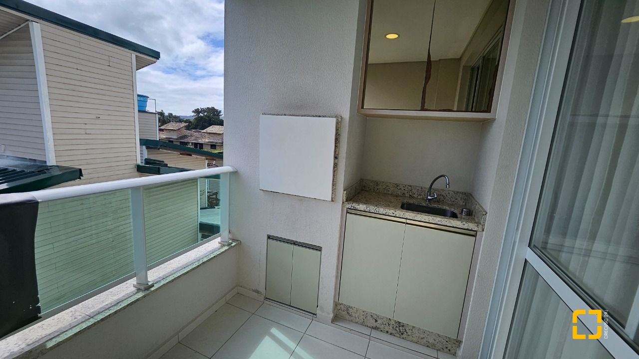 Apartamento com 71m², 4 quartos (sendo 1 suíte), 1 garagem, no bairro Canasvieiras em Florianópolis