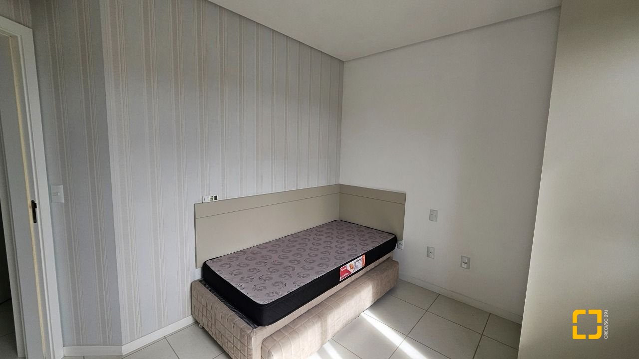 Apartamento com 71m², 4 quartos (sendo 1 suíte), 1 garagem, no bairro Canasvieiras em Florianópolis