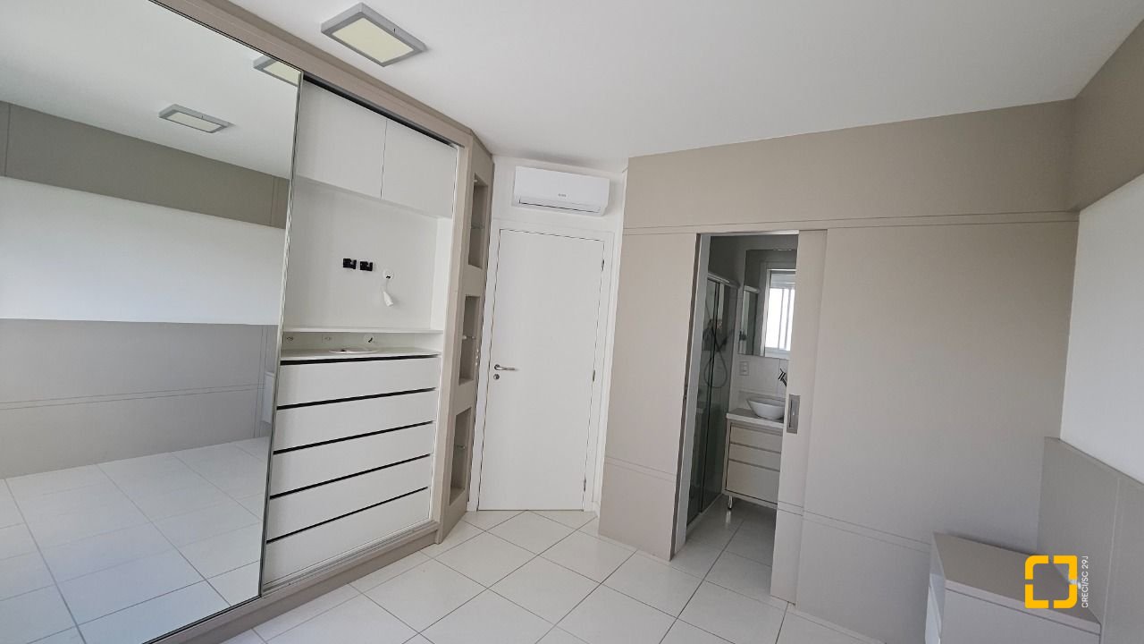 Apartamento com 71m², 4 quartos (sendo 1 suíte), 1 garagem, no bairro Canasvieiras em Florianópolis