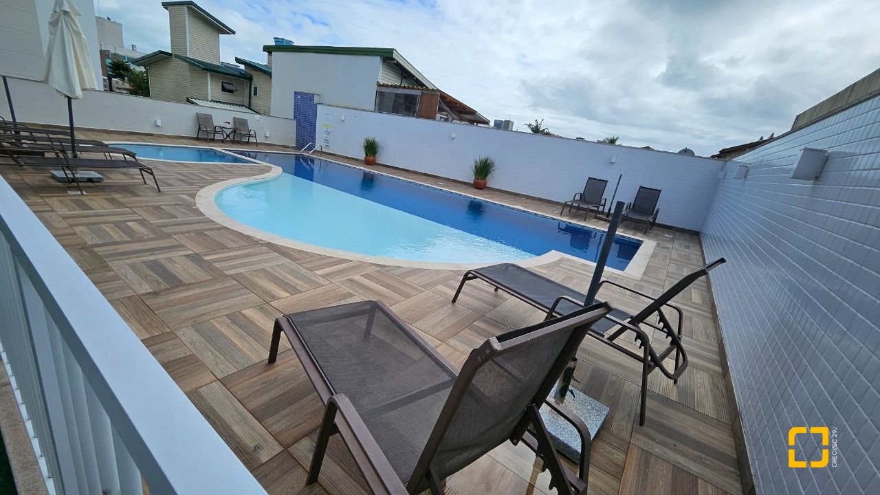 Apartamento com 71m², 4 quartos (sendo 1 suíte), 1 garagem, no bairro Canasvieiras em Florianópolis