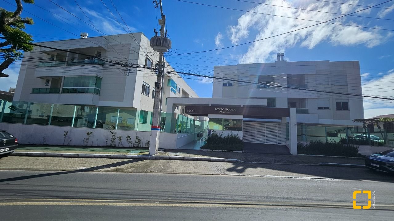 Apartamento com 71m², 4 quartos (sendo 1 suíte), 1 garagem, no bairro Canasvieiras em Florianópolis