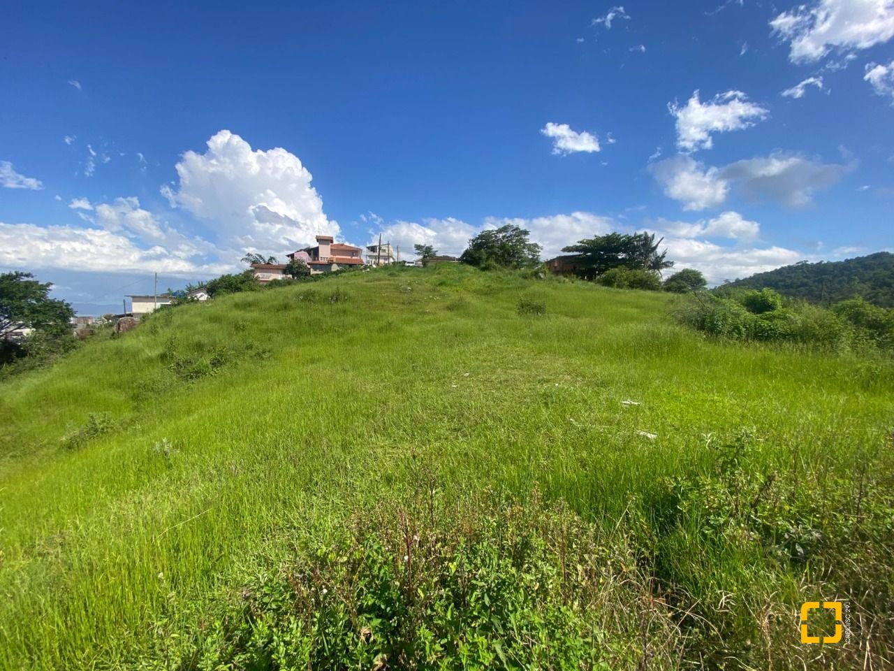 Terreno com 10100m², no bairro Boa Vista em Biguaçu