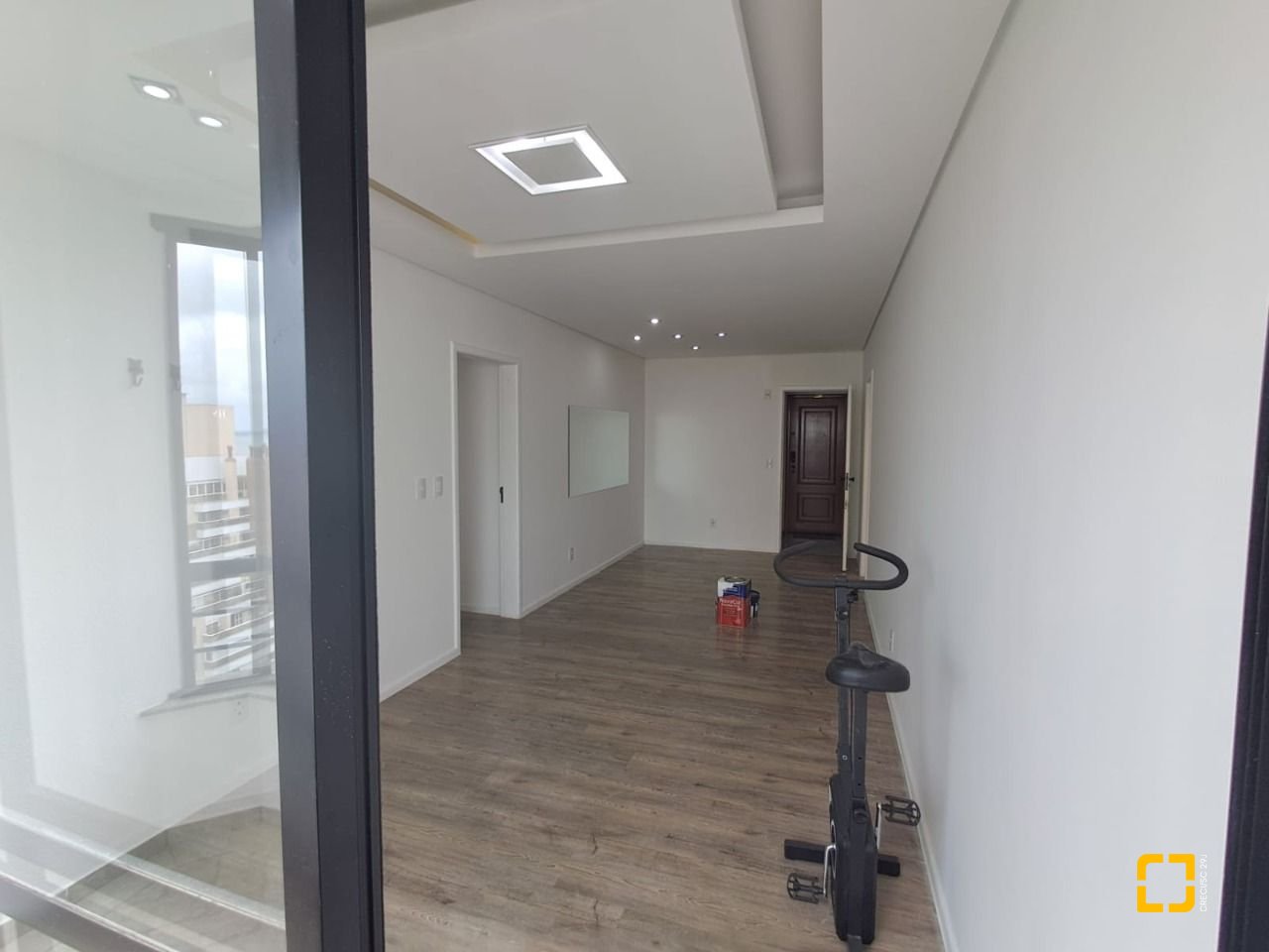 Apartamento com 88m², 4 quartos (sendo 1 suíte), 1 garagem, no bairro Centro em Florianópolis