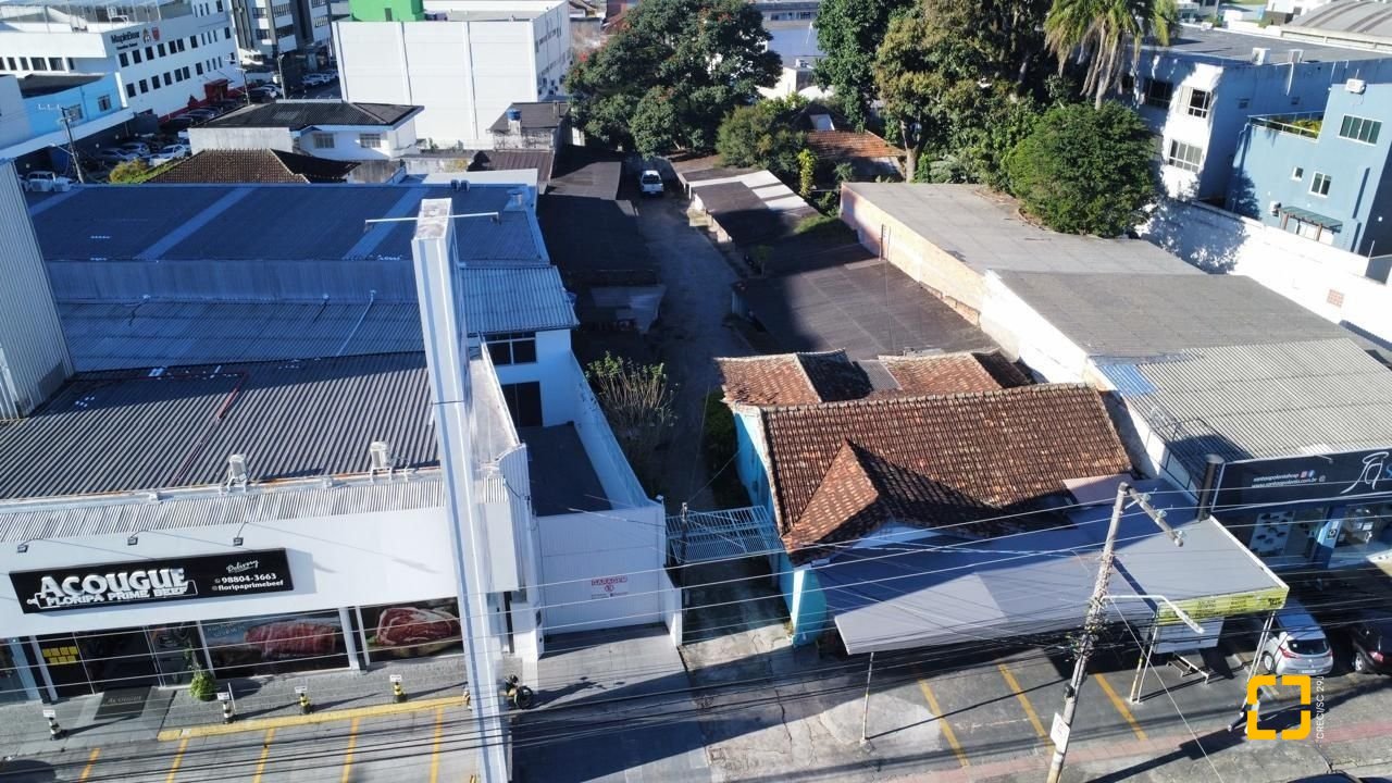 Terreno com 1169m², no bairro Estreito em Florianópolis