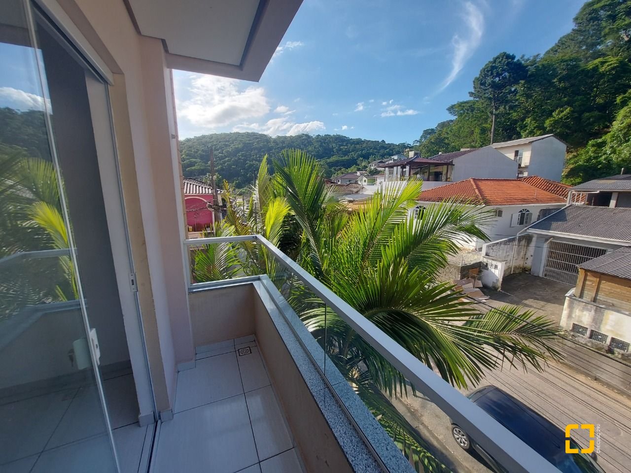 Apartamento com 58m², 2 quartos, 1 garagem, no bairro Forquilhinha em São José