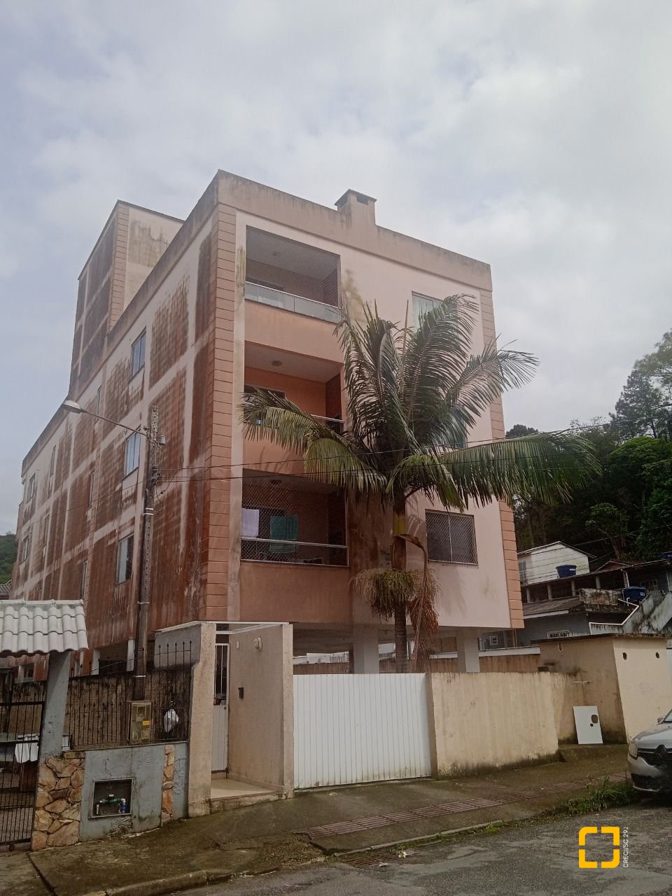 Apartamento com 58m², 2 quartos, 1 garagem, no bairro Forquilhinha em São José