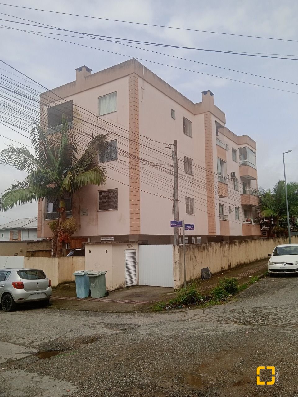 Apartamento com 58m², 2 quartos, 1 garagem, no bairro Forquilhinha em São José