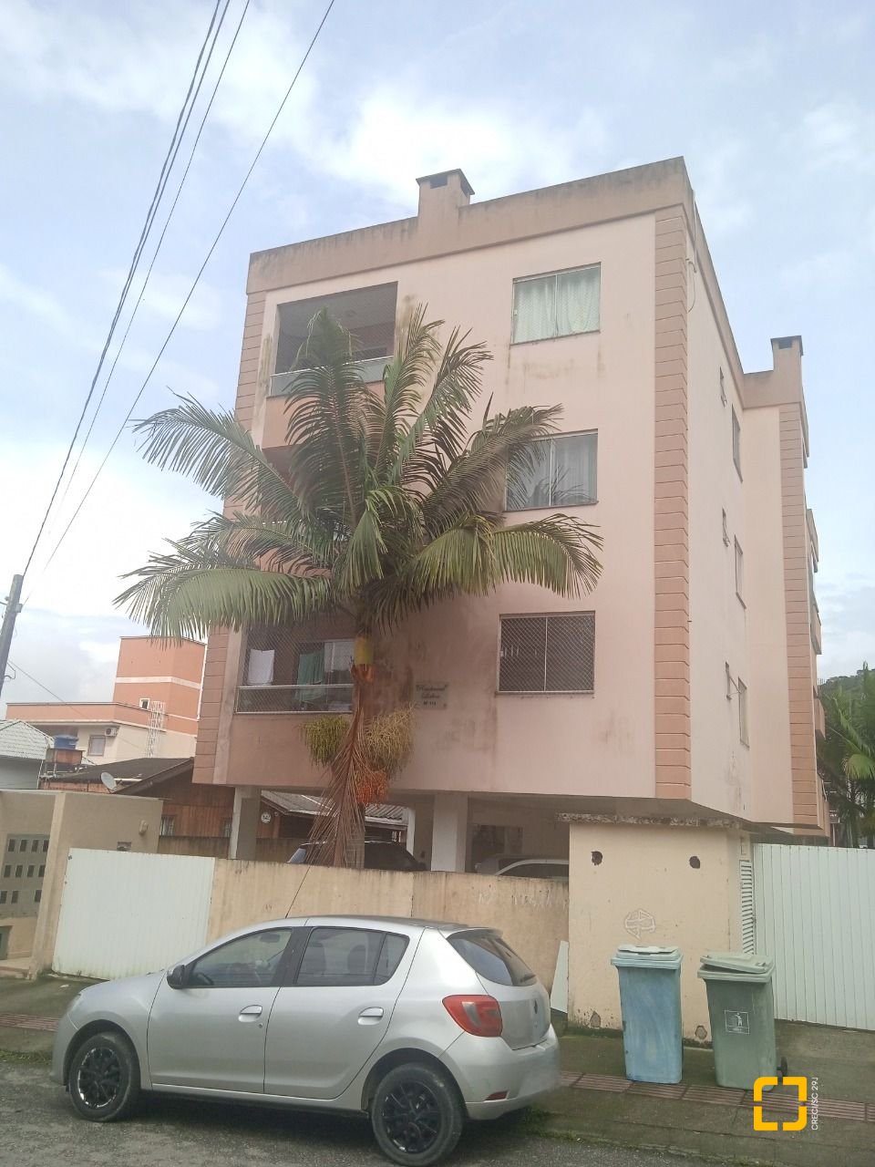 Apartamento com 58m², 2 quartos, 1 garagem, no bairro Forquilhinha em São José