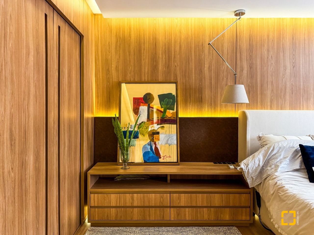 Apartamento com 325m², 6 quartos (sendo 2 suítes), 3 garagens, no bairro Centro em Florianópolis