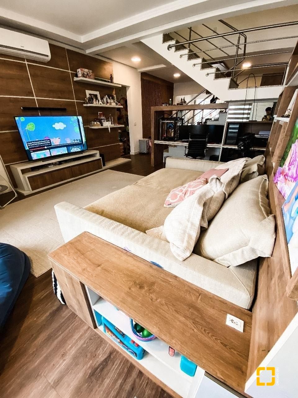 Casa com 205m², 6 quartos (sendo 3 suítes), 3 garagens, no bairro Ingleses em Florianópolis