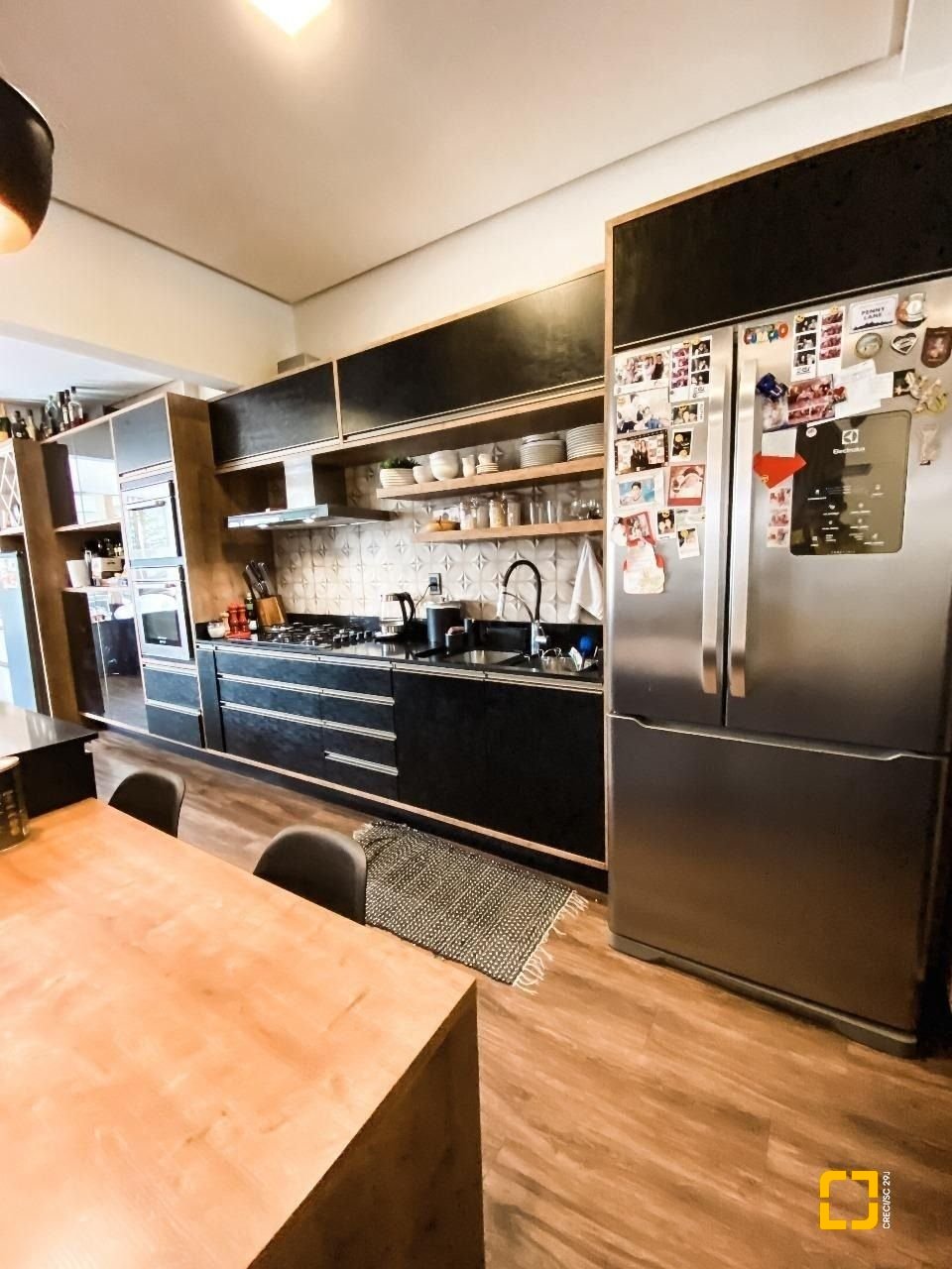 Casa com 205m², 6 quartos (sendo 3 suítes), 3 garagens, no bairro Ingleses em Florianópolis