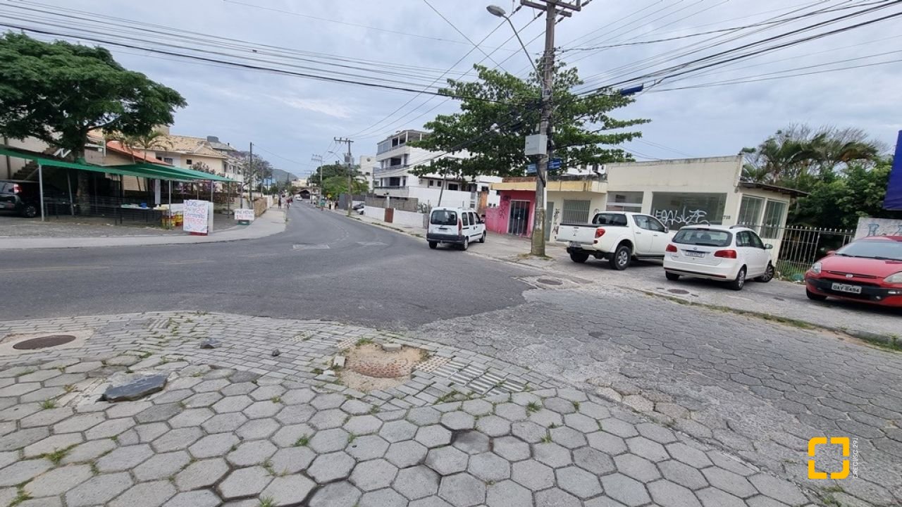 Casa com 150m², 2 quartos, 2 garagens, no bairro Ingleses em Florianópolis