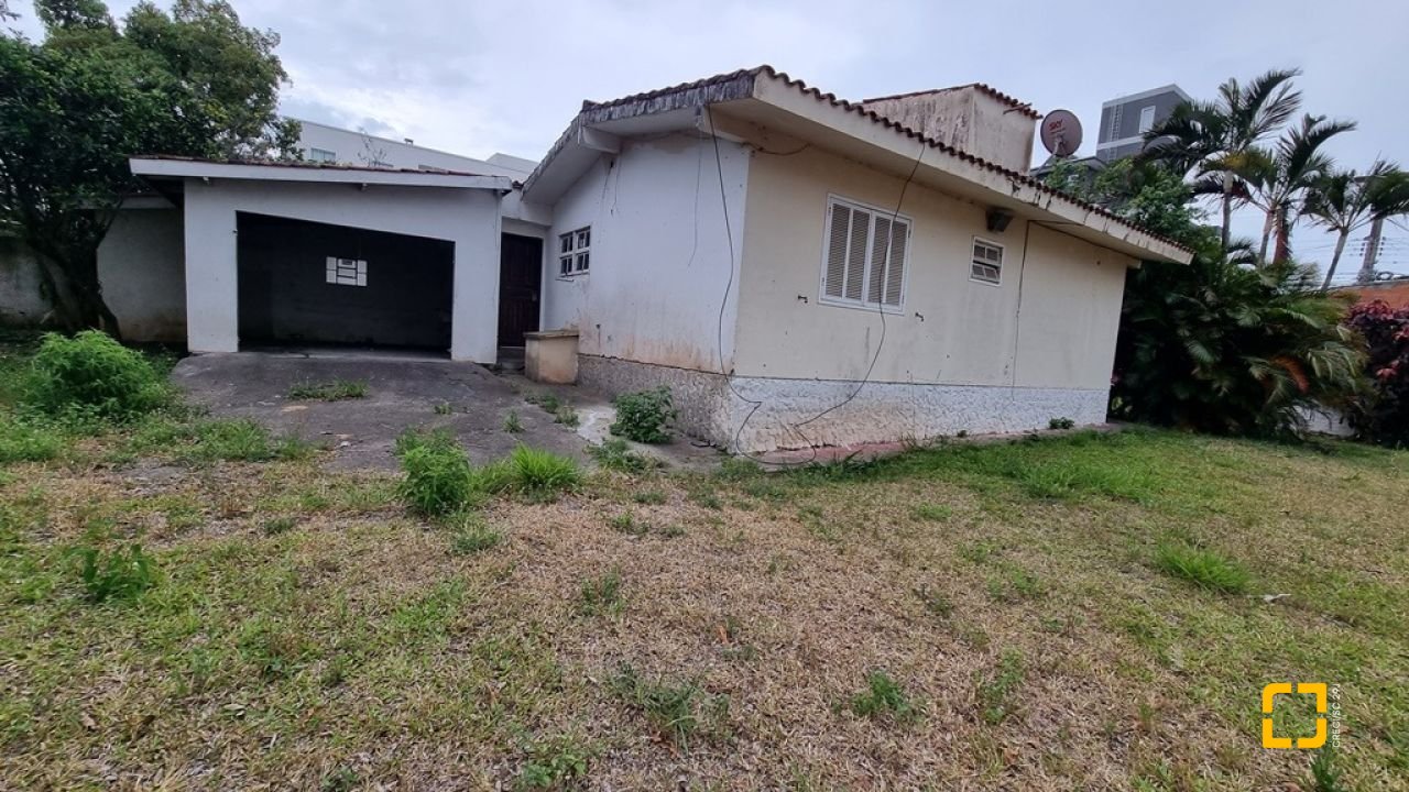 Casa com 150m², 2 quartos, 2 garagens, no bairro Ingleses em Florianópolis