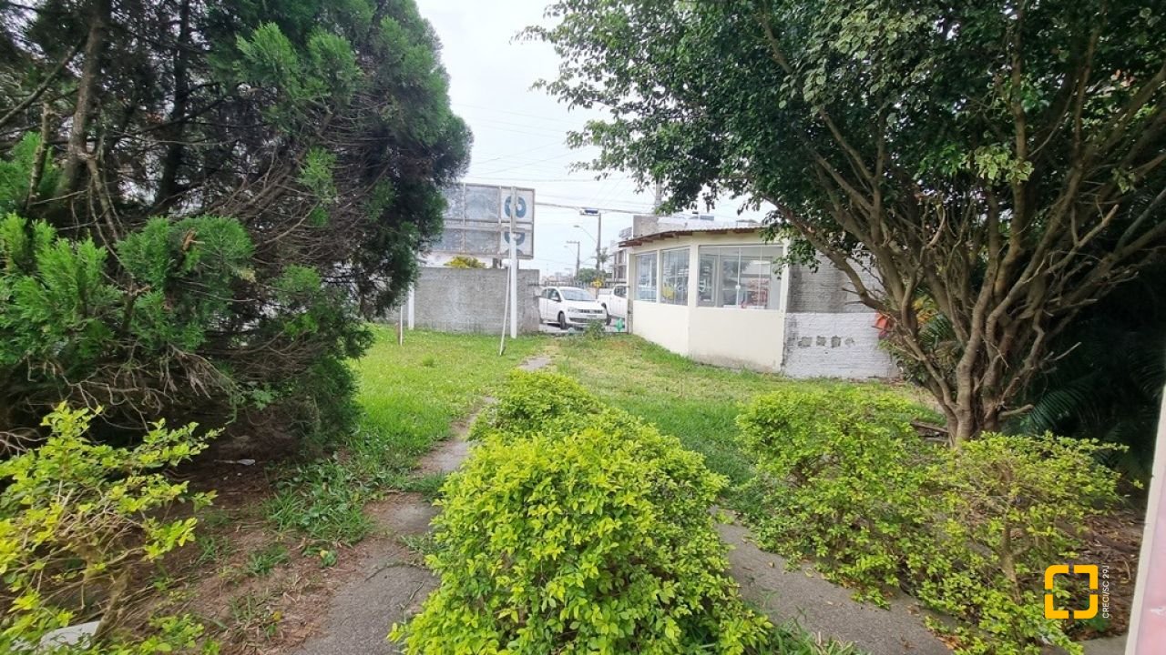Casa com 150m², 2 quartos, 2 garagens, no bairro Ingleses em Florianópolis