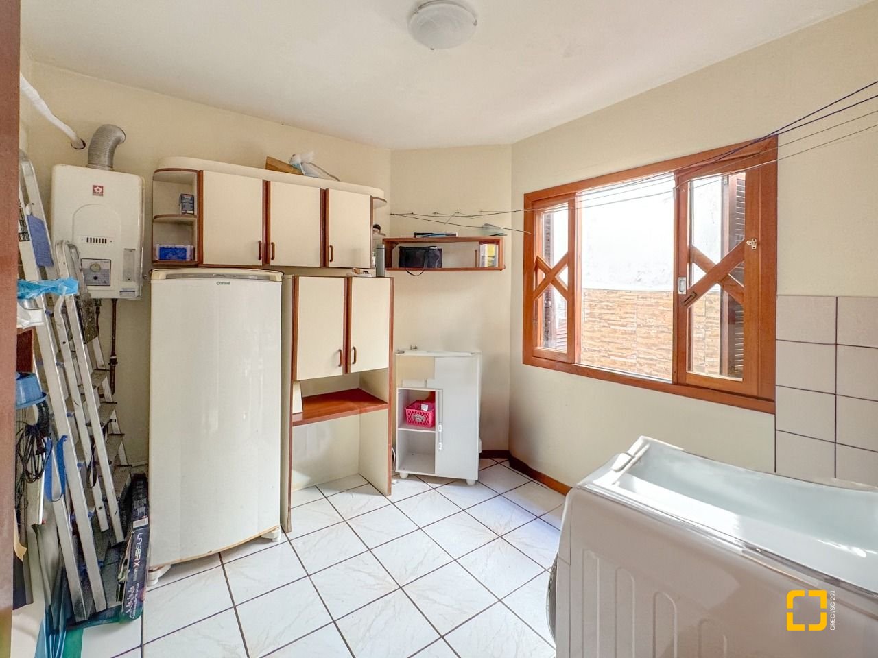 Casa com 551m², 16 quartos (sendo 8 suítes), 6 garagens, no bairro Jurerê Internacional em Florianópolis