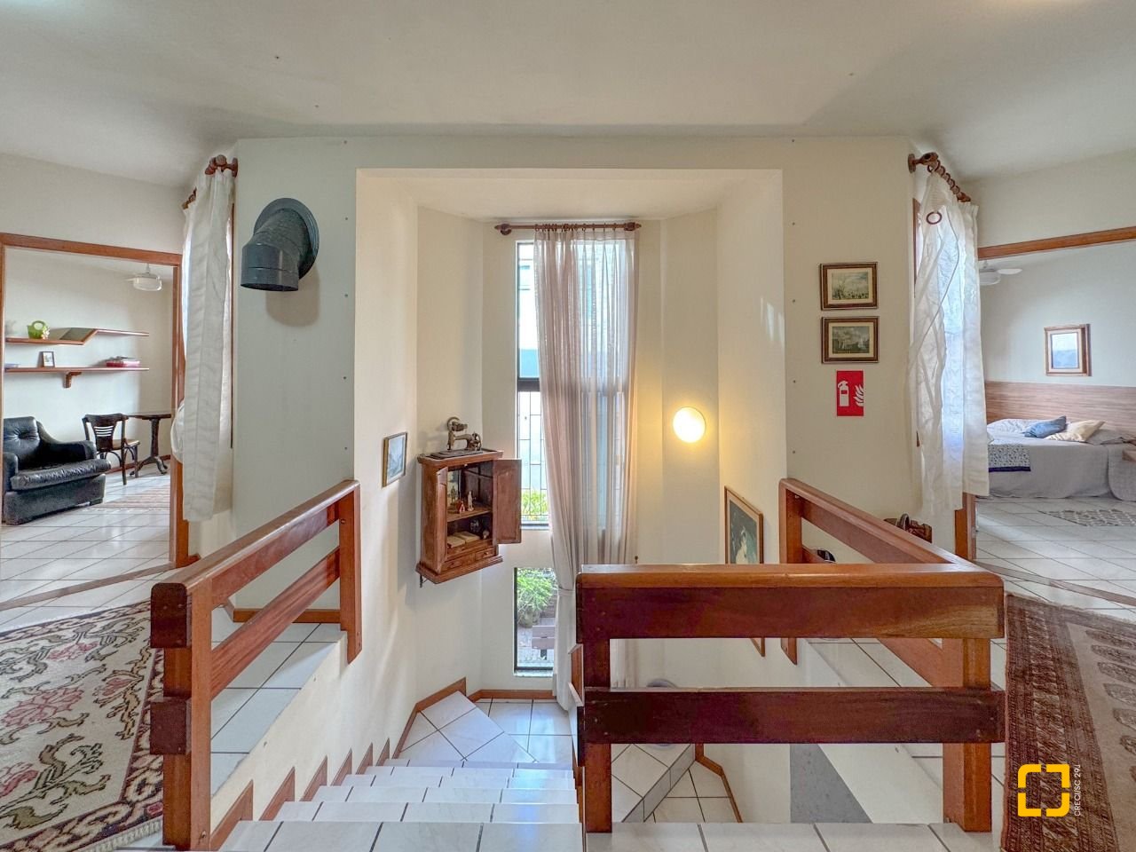 Casa com 551m², 16 quartos (sendo 8 suítes), 6 garagens, no bairro Jurerê Internacional em Florianópolis