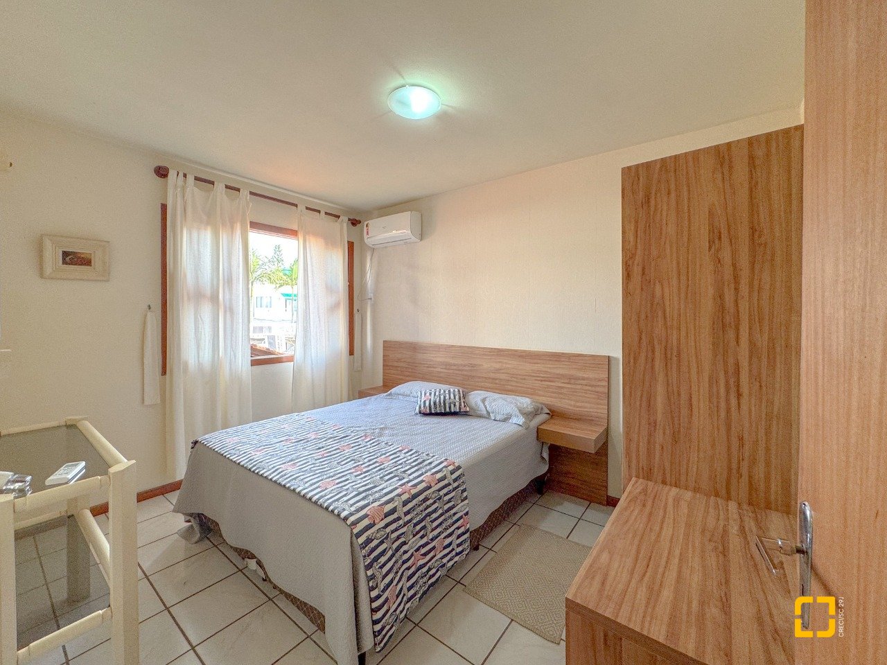 Casa com 551m², 16 quartos (sendo 8 suítes), 6 garagens, no bairro Jurerê Internacional em Florianópolis