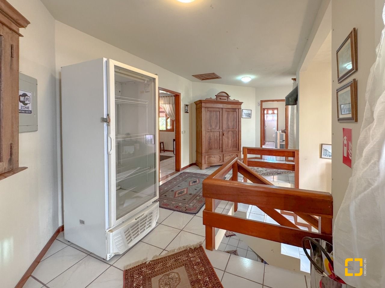 Casa com 551m², 16 quartos (sendo 8 suítes), 6 garagens, no bairro Jurerê Internacional em Florianópolis