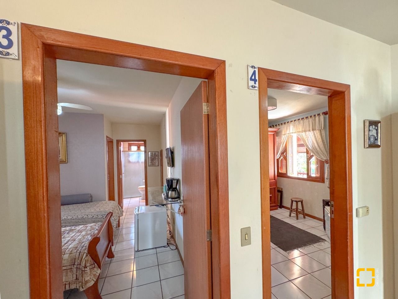 Casa com 551m², 16 quartos (sendo 8 suítes), 6 garagens, no bairro Jurerê Internacional em Florianópolis