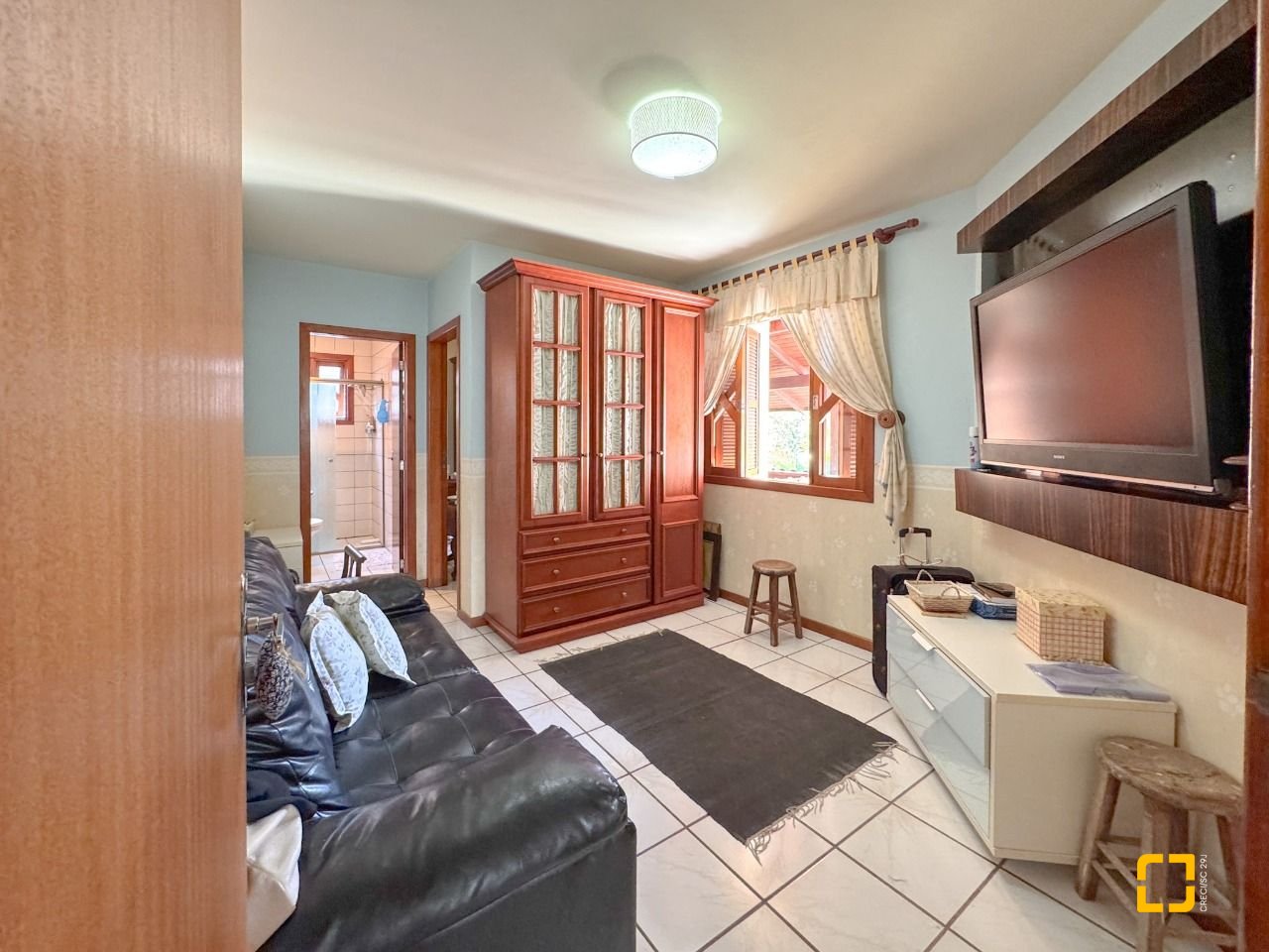 Casa com 551m², 16 quartos (sendo 8 suítes), 6 garagens, no bairro Jurerê Internacional em Florianópolis