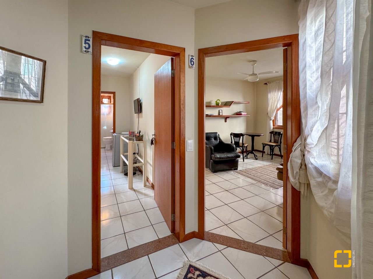 Casa com 551m², 16 quartos (sendo 8 suítes), 6 garagens, no bairro Jurerê Internacional em Florianópolis