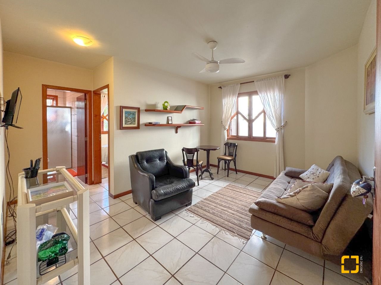 Casa com 551m², 16 quartos (sendo 8 suítes), 6 garagens, no bairro Jurerê Internacional em Florianópolis