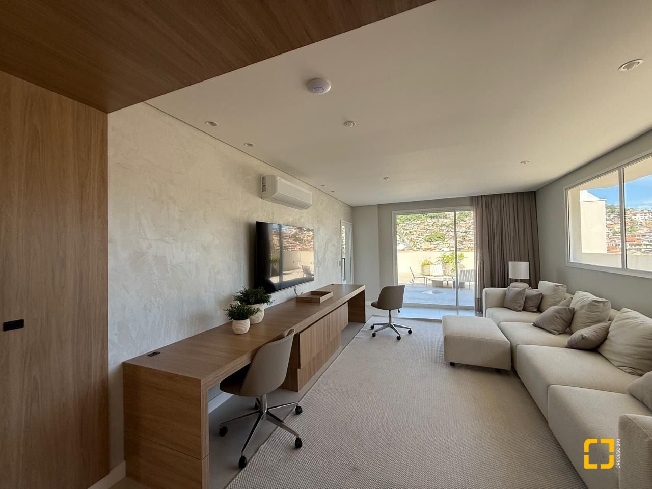 Apartamento com 65m², 3 quartos (sendo 1 suíte), 1 garagem, no bairro Beiramar em Florianópolis