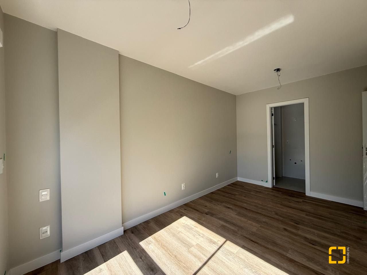 Apartamento com 65m², 3 quartos (sendo 1 suíte), 1 garagem, no bairro Beiramar em Florianópolis