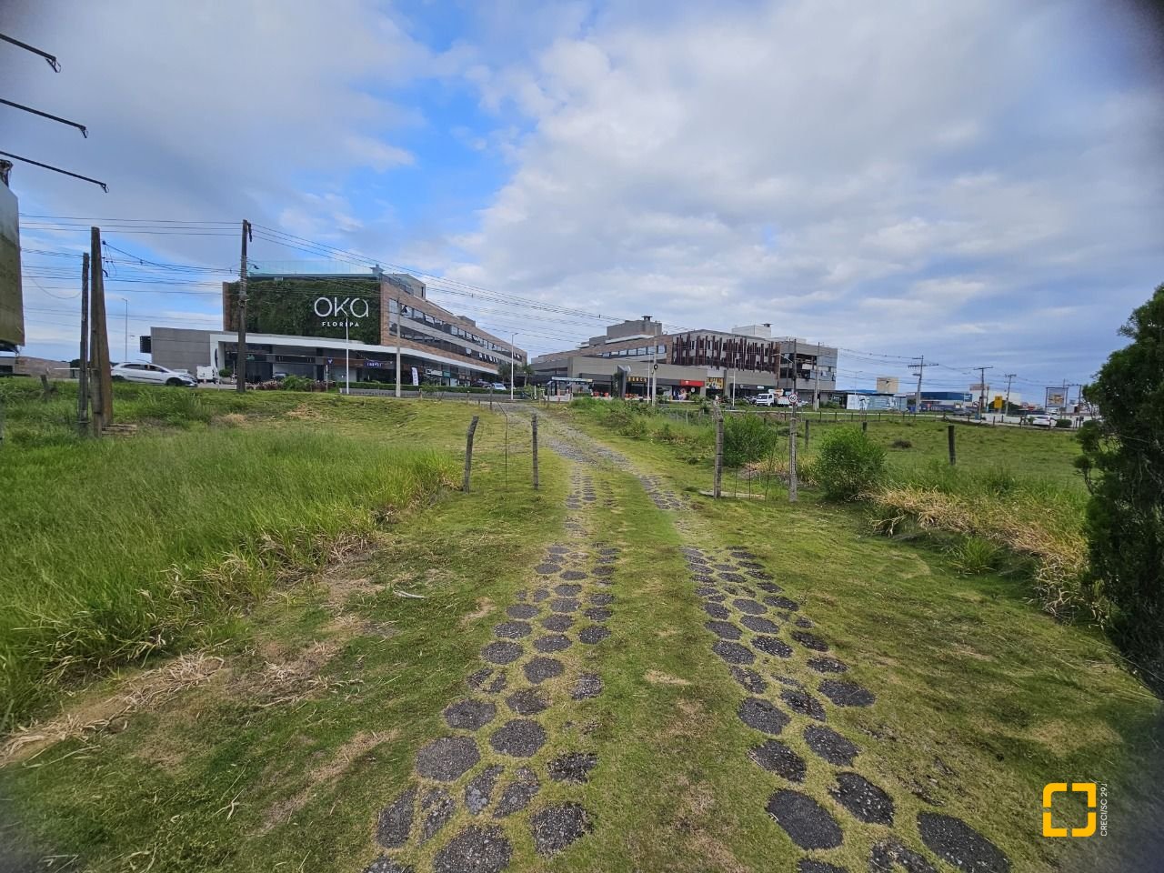 Terreno com 6431m², no bairro Campeche em Florianópolis