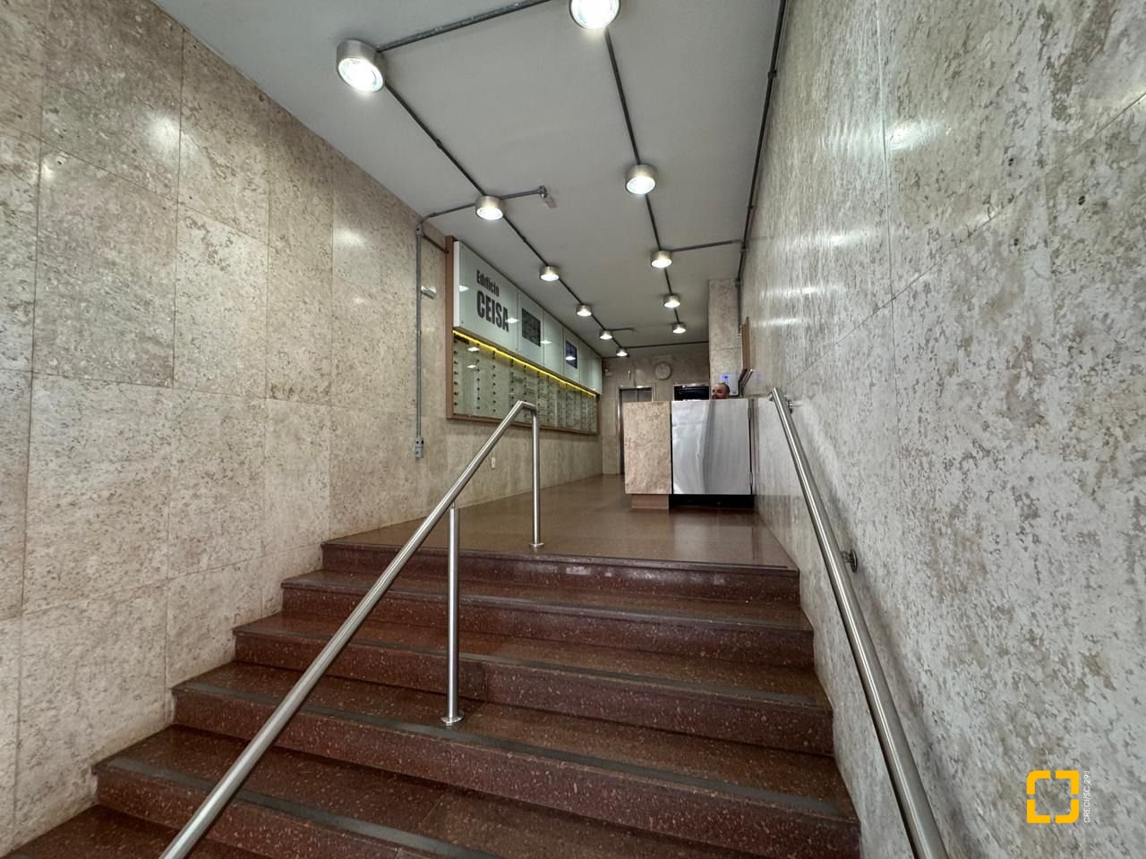 Sala com 59m², no bairro Centro em Florianópolis