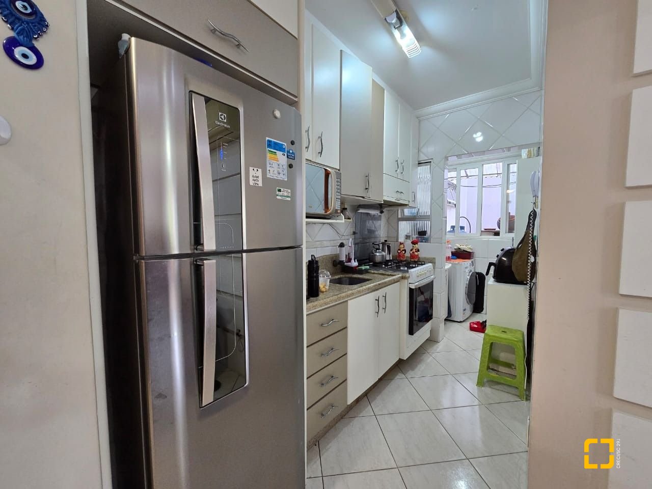 Apartamento com 64m², 2 quartos, 1 garagem, no bairro Kobrasol em São José