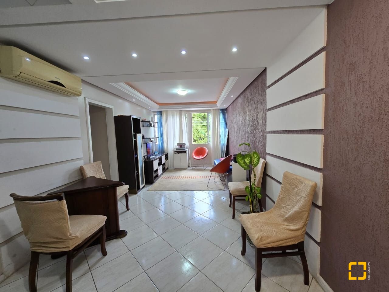 Apartamento com 64m², 2 quartos, 1 garagem, no bairro Kobrasol em São José
