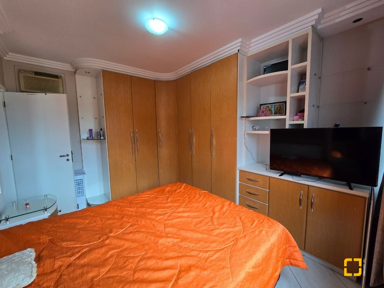 Apartamento com 64m², 2 quartos, 1 garagem, no bairro Kobrasol em São José