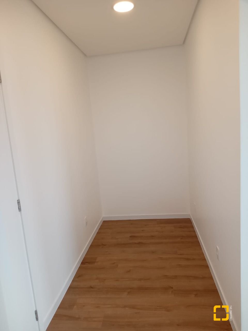 Casa de Condomínio com 216m², 3 quartos (sendo 1 suíte), 2 garagens, no bairro Beira Rio em Biguaçu