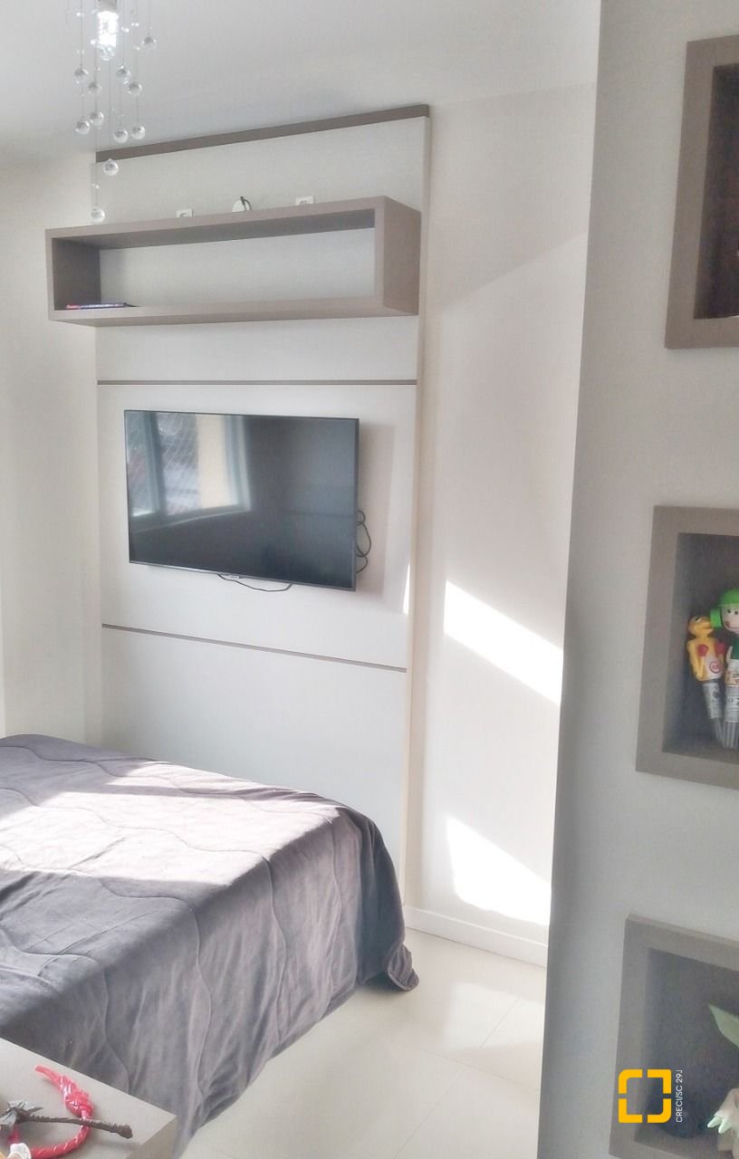 Apartamento com 92m², 3 quartos (sendo 1 suíte), 1 garagem, no bairro Barreiros em São José