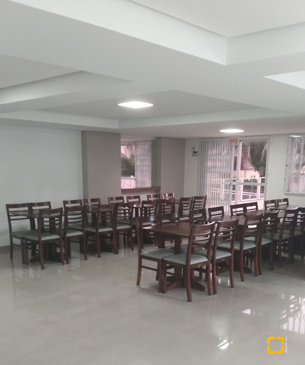 Apartamento com 92m², 3 quartos (sendo 1 suíte), 1 garagem, no bairro Barreiros em São José