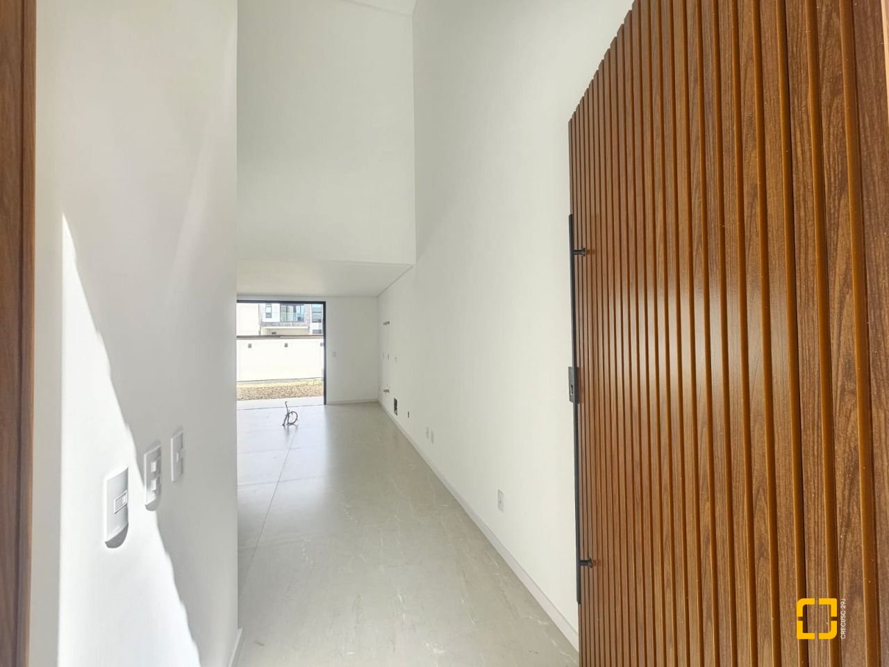 Casa de Condomínio com 179m², 4 quartos (sendo 1 suíte), 2 garagens, no bairro Beira Rio em Biguaçu