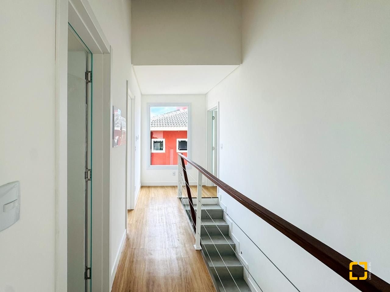 Casa com 123m², 4 quartos (sendo 1 suíte), 1 garagem, no bairro Campeche em Florianópolis