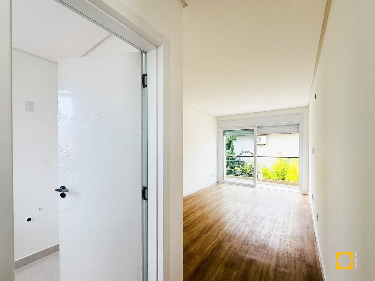 Casa com 123m², 4 quartos (sendo 1 suíte), 1 garagem, no bairro Campeche em Florianópolis