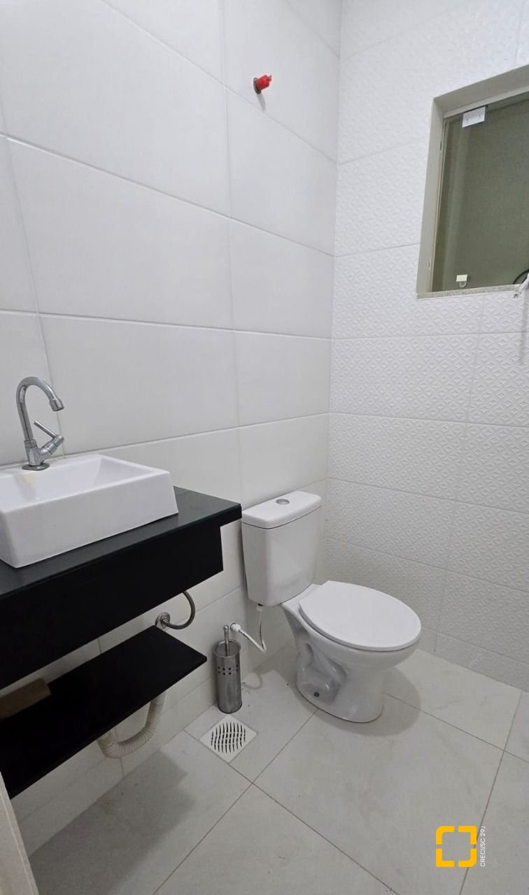 Casa com 80m², 2 quartos, 1 garagem, no bairro Rio Vermelho em Florianópolis
