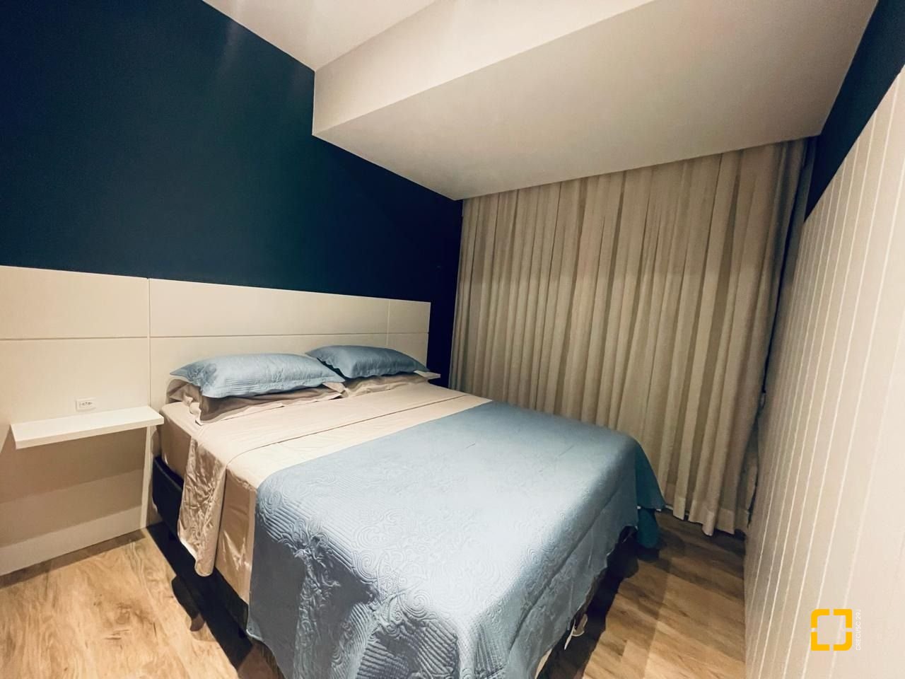 Cobertura com 318m², 8 quartos (sendo 4 suítes), 3 garagens, no bairro Cachoeira do Bom Jesus em Florianópolis