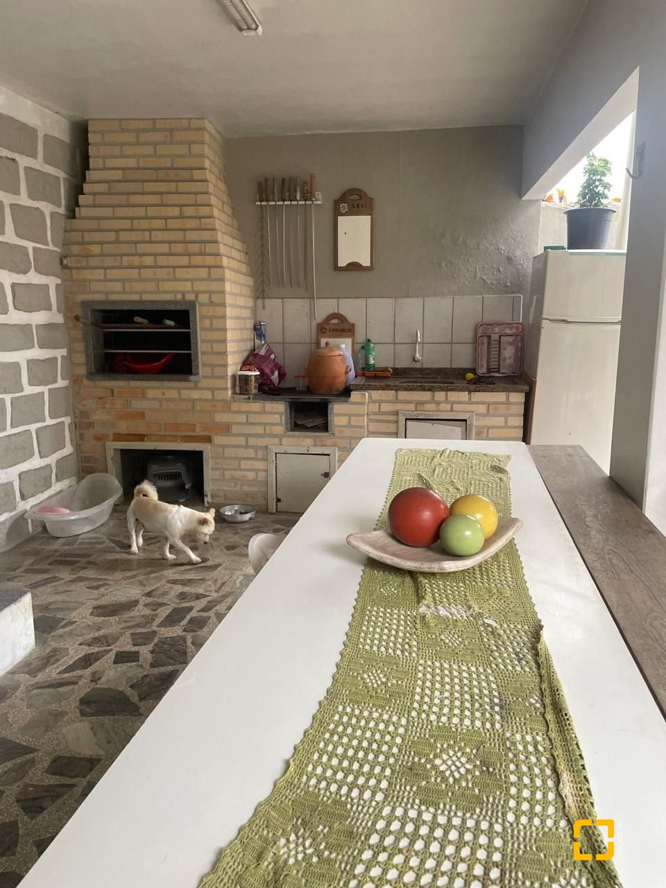 Casa com 153m², 2 quartos (sendo 1 suíte), 2 garagens, no bairro Barreiros em São José
