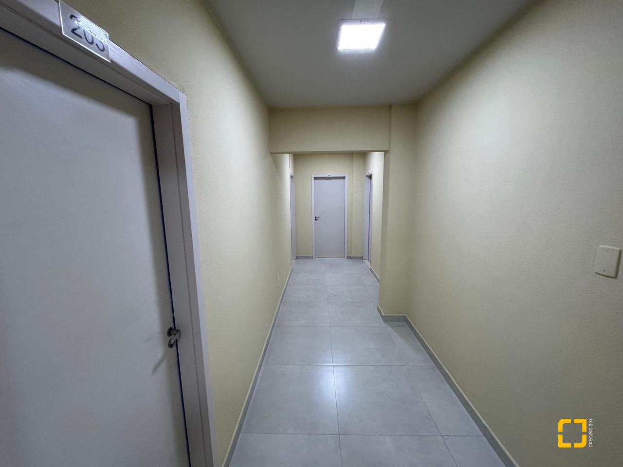 Sala com 34m², no bairro Centro em Florianópolis