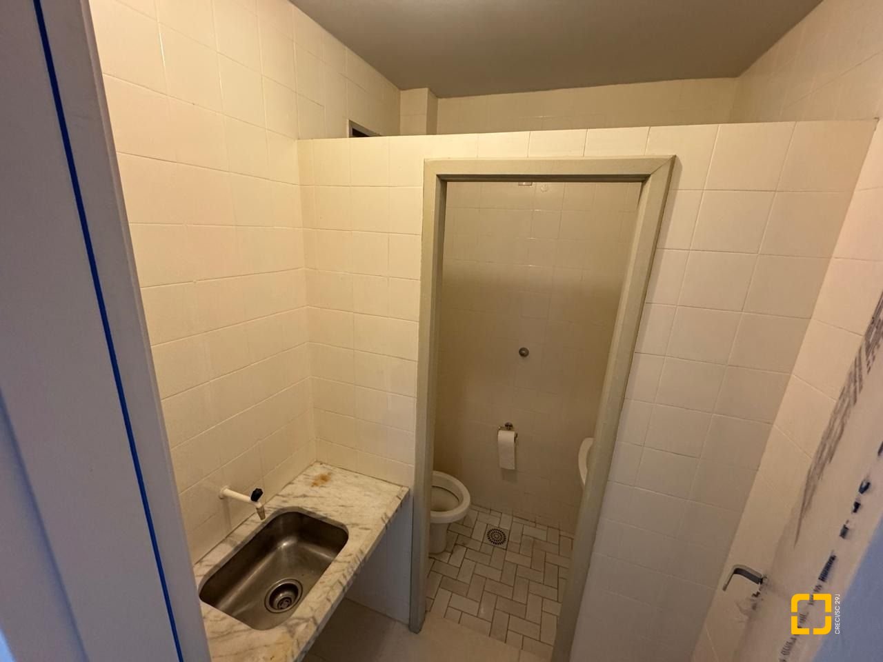 Sala com 34m², no bairro Centro em Florianópolis