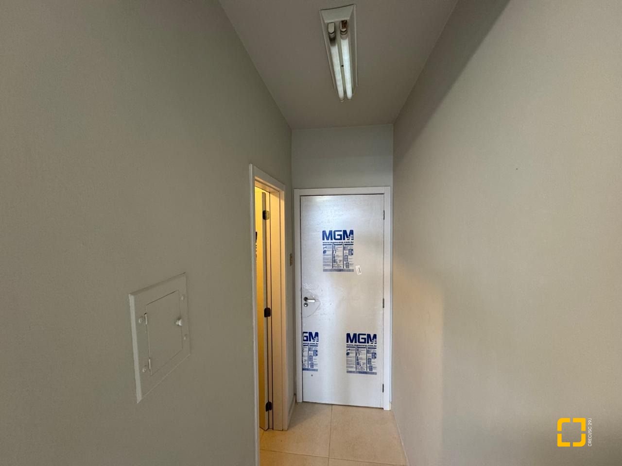 Sala com 34m², no bairro Centro em Florianópolis